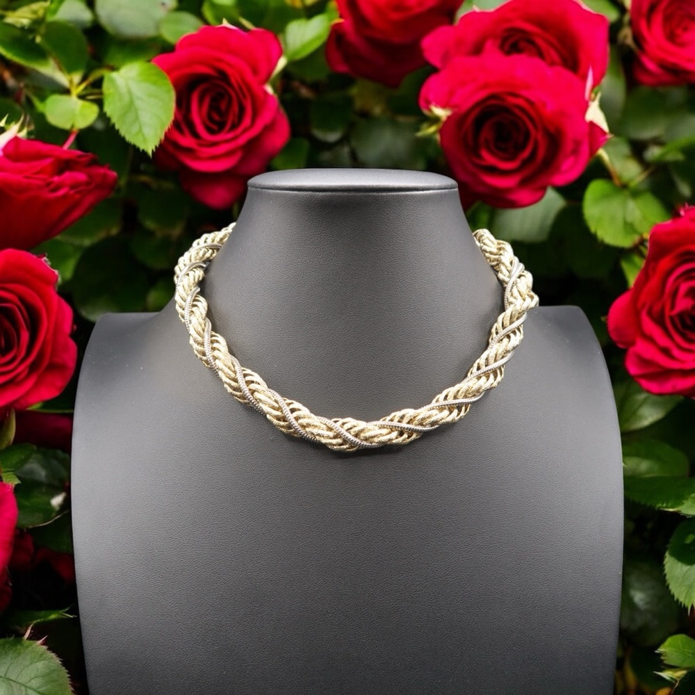24kt Elegant Gold Twisted Rope Necklace